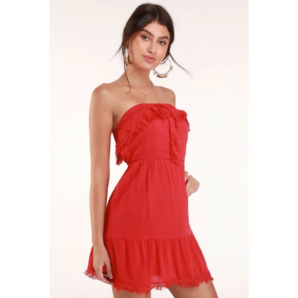 Lulu’s Oceanview Red Crochet Strapless Mini Dress M